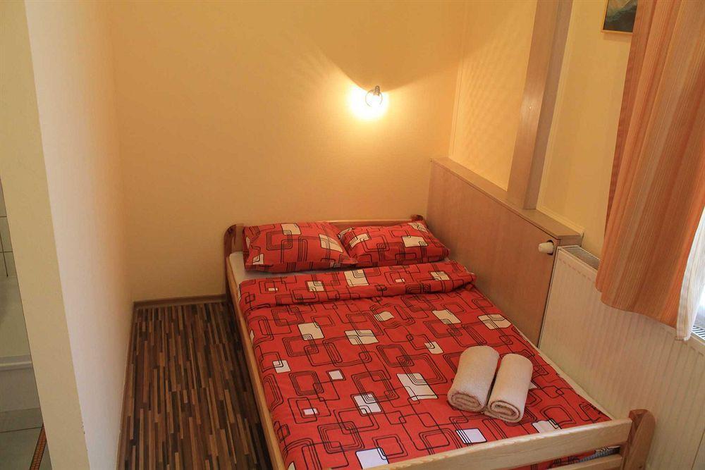 City Hostel Cracovie Extérieur photo