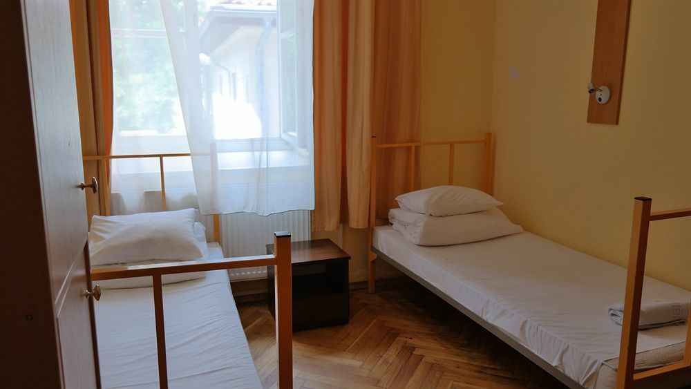 City Hostel Cracovie Extérieur photo