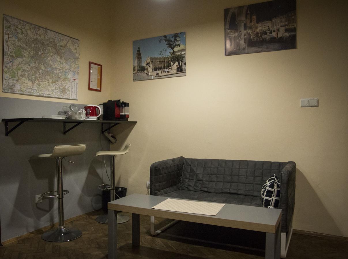 City Hostel Cracovie Extérieur photo