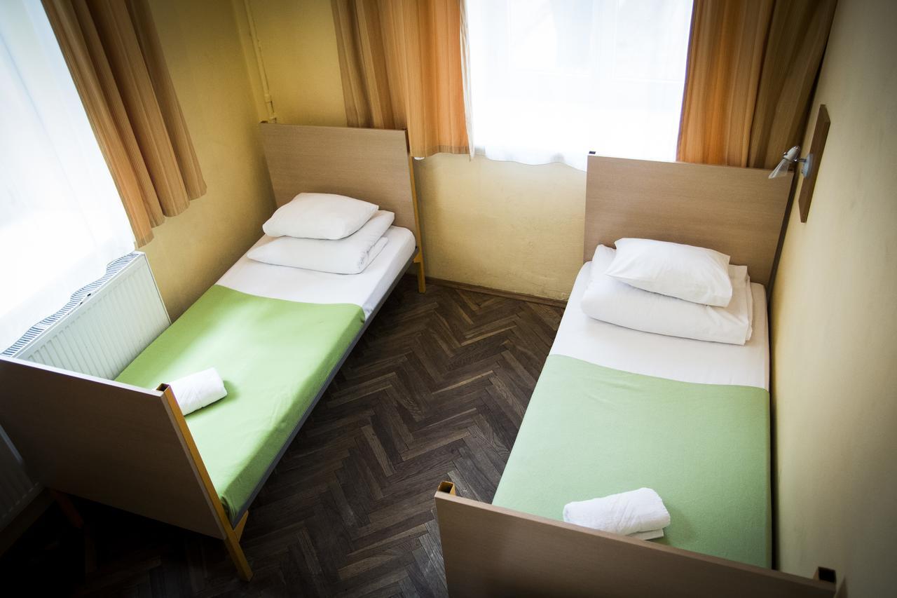 City Hostel Cracovie Extérieur photo