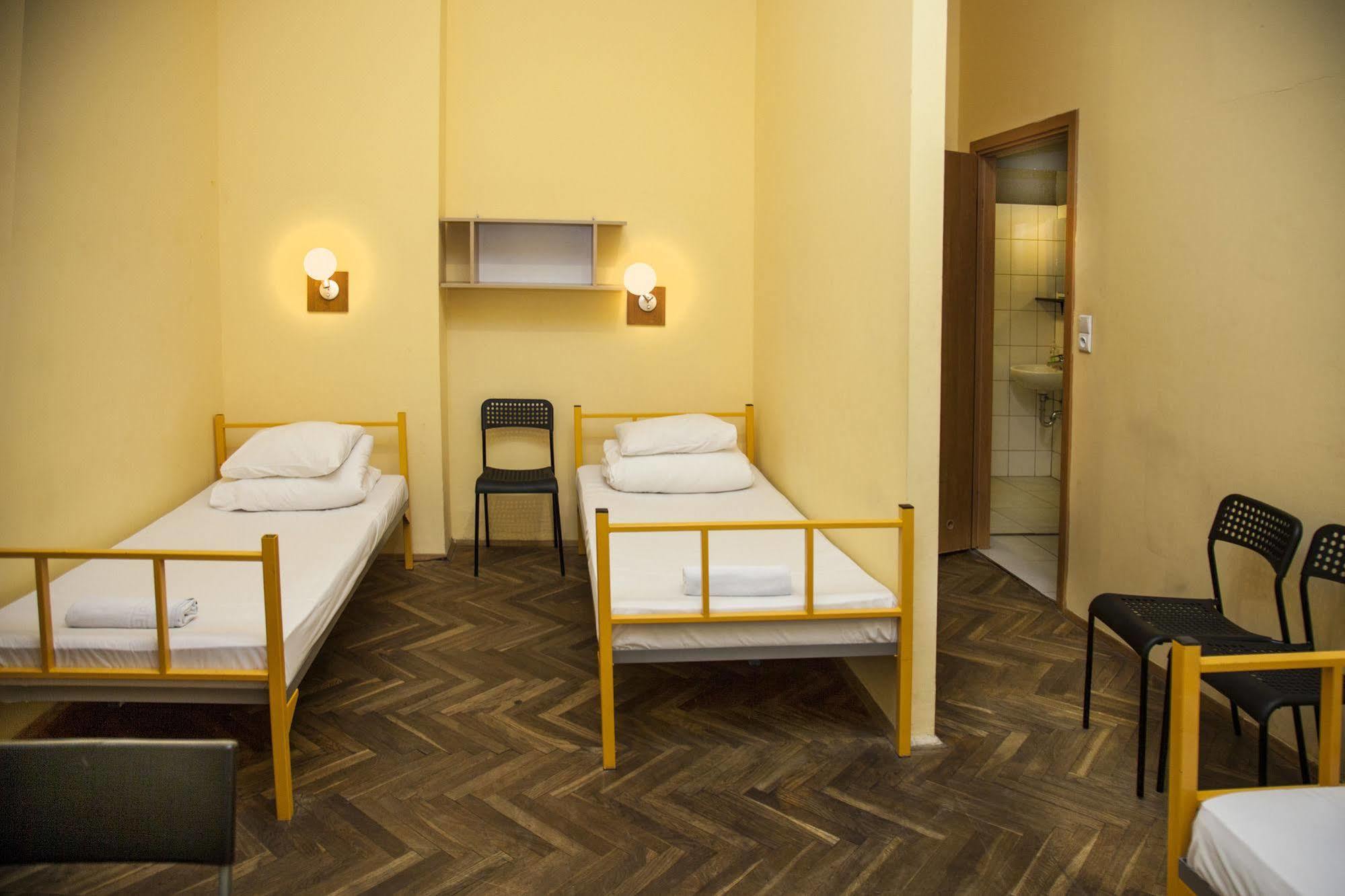 City Hostel Cracovie Extérieur photo