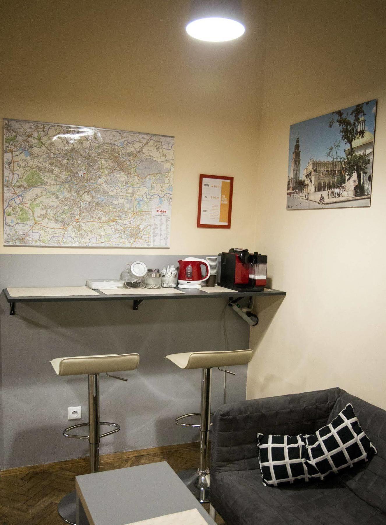City Hostel Cracovie Extérieur photo
