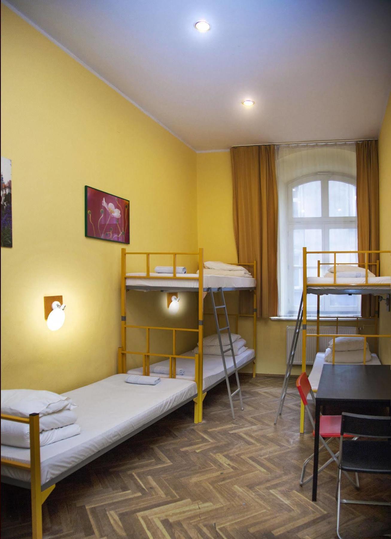 City Hostel Cracovie Extérieur photo