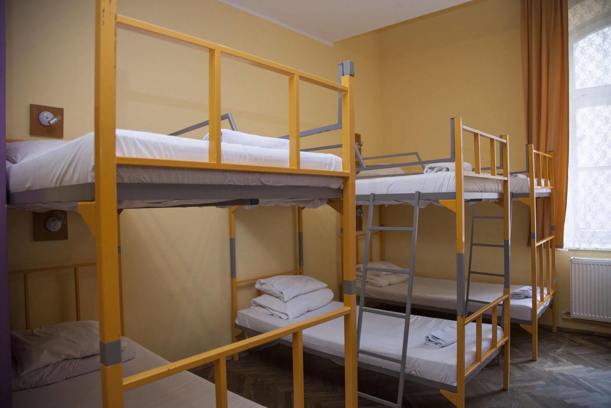 City Hostel Cracovie Extérieur photo